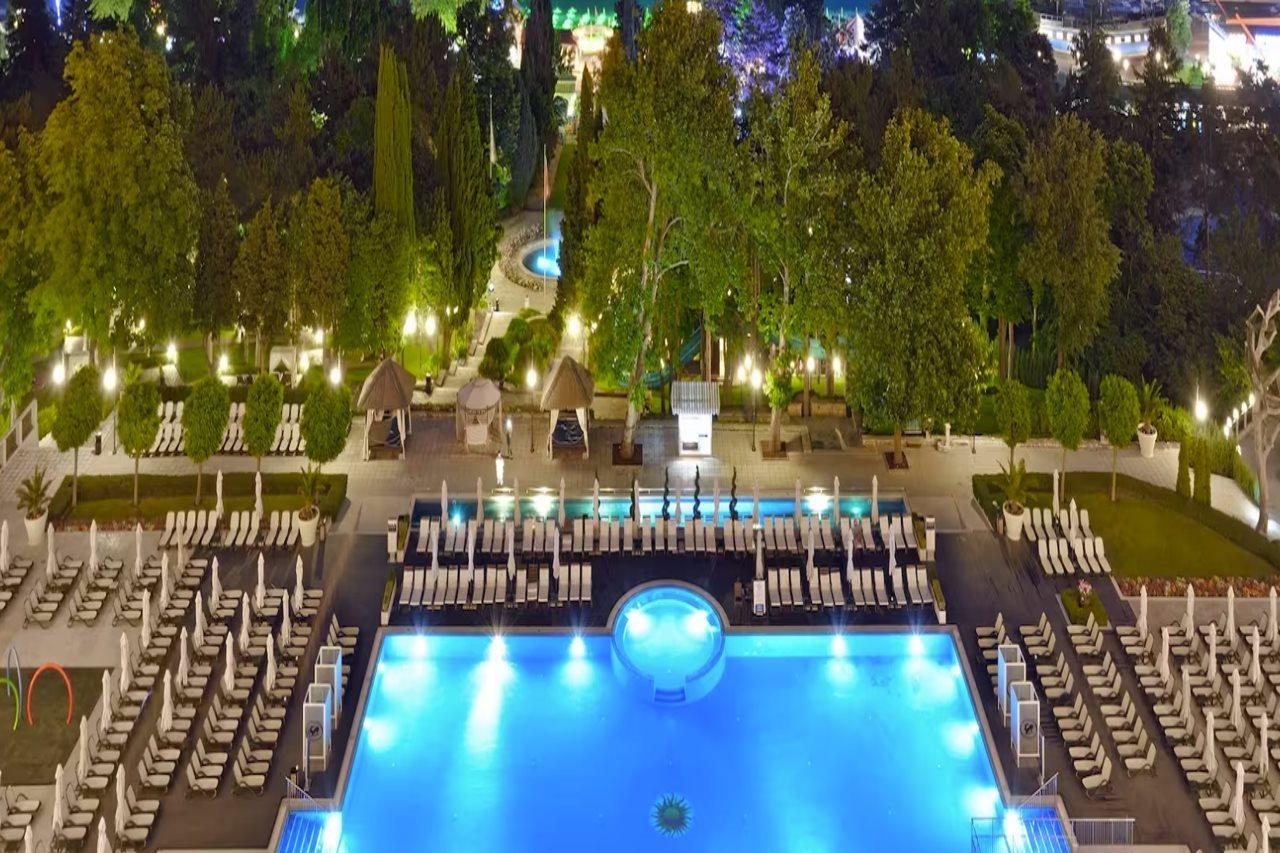 Melia Grand Hermitage All Inclusive Aranyhomok Kültér fotó The swimming pool at the hotel