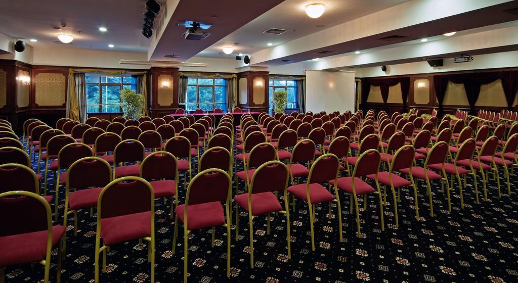 Melia Grand Hermitage All Inclusive Aranyhomok Létesítmények fotó The ballroom at the hotel