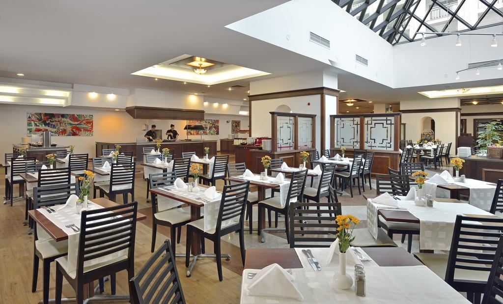 Melia Grand Hermitage All Inclusive Aranyhomok Kültér fotó The restaurant