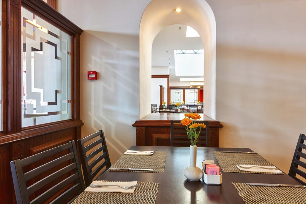 Melia Grand Hermitage All Inclusive Aranyhomok Kültér fotó Interior of the restaurant